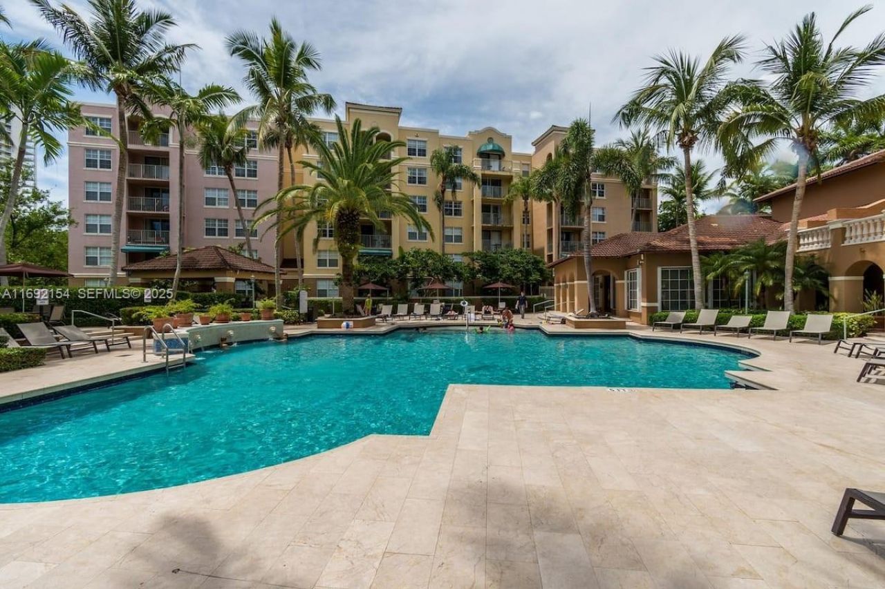 19999 E Country Club Dr, Unit 1403, Aventura, FL 33180 Photo