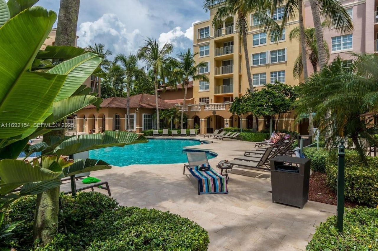 19999 E Country Club Dr, Unit 1403, Aventura, FL 33180 Photo
