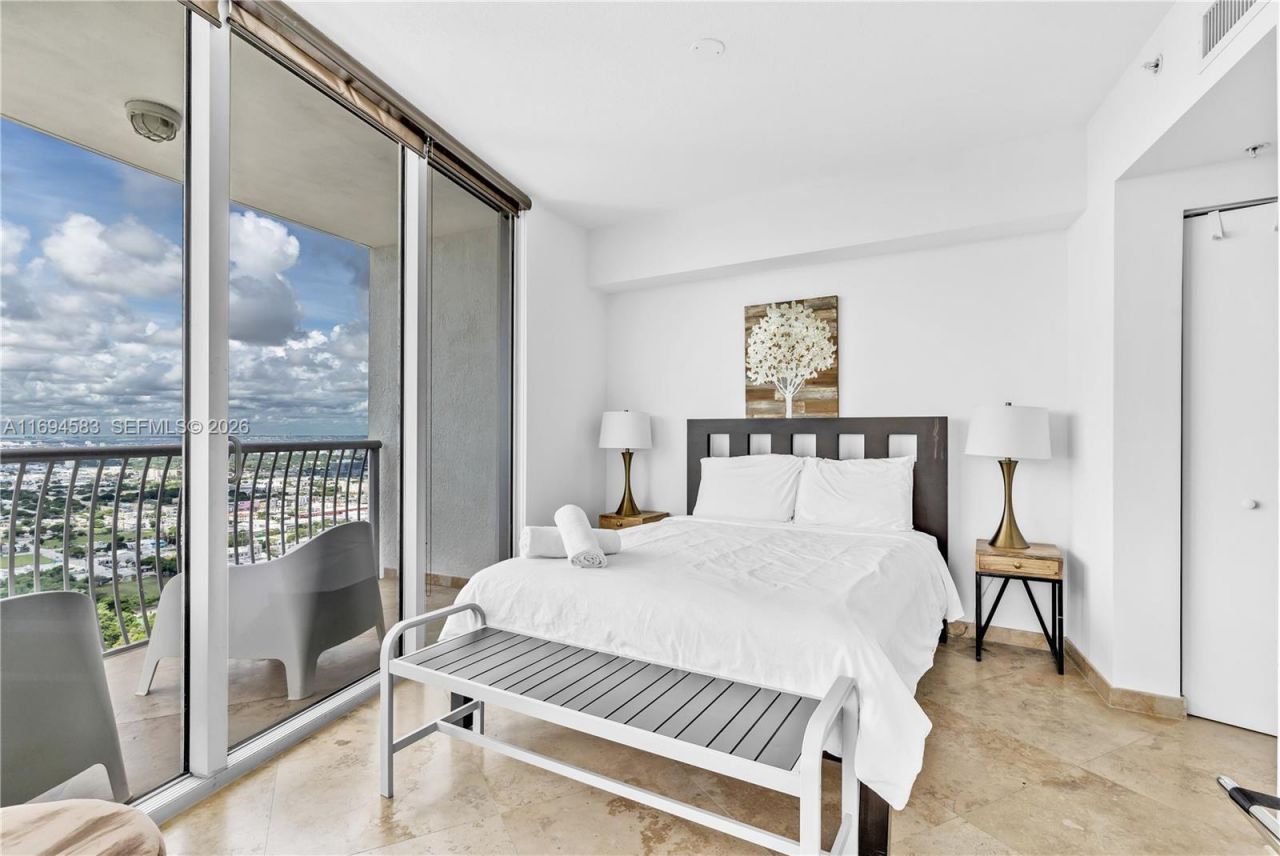 1750 N Bayshore Dr, Unit 5014, Miami, FL 33132 Photo