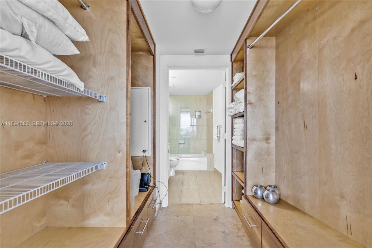 1750 N Bayshore Dr, Unit 5014, Miami, FL 33132 Photo