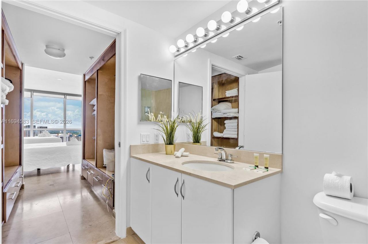 1750 N Bayshore Dr, Unit 5014, Miami, FL 33132 Photo