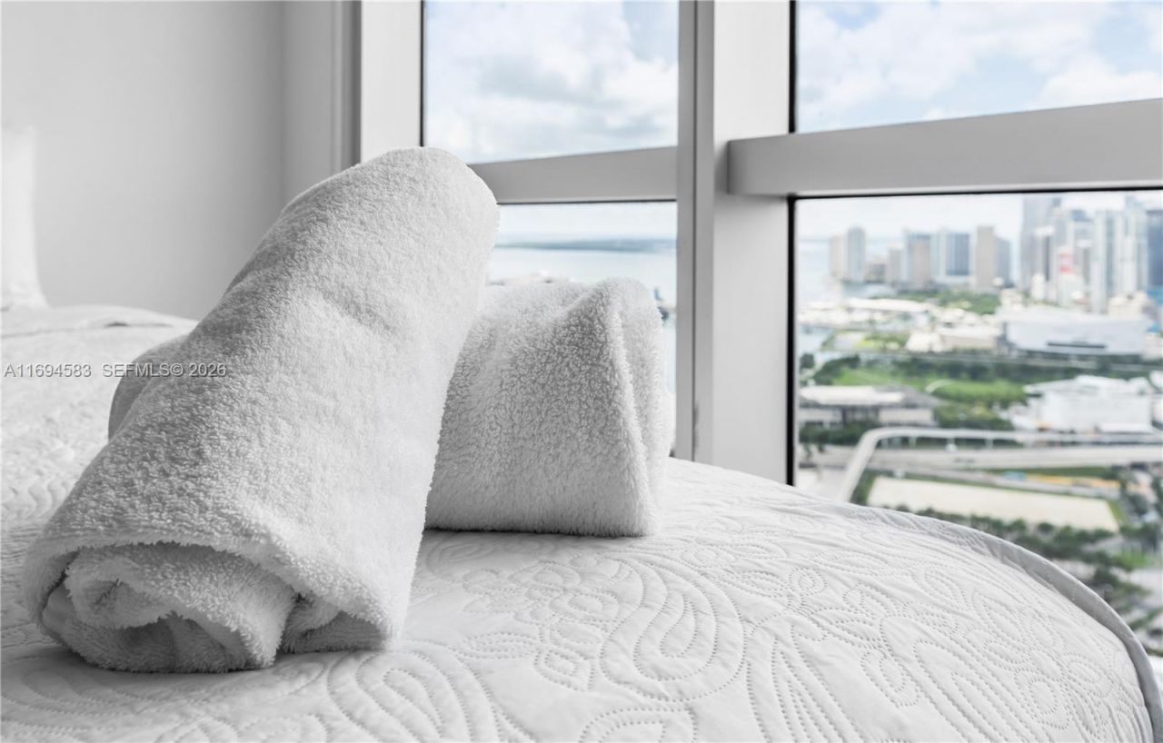 1750 N Bayshore Dr, Unit 5014, Miami, FL 33132 Photo