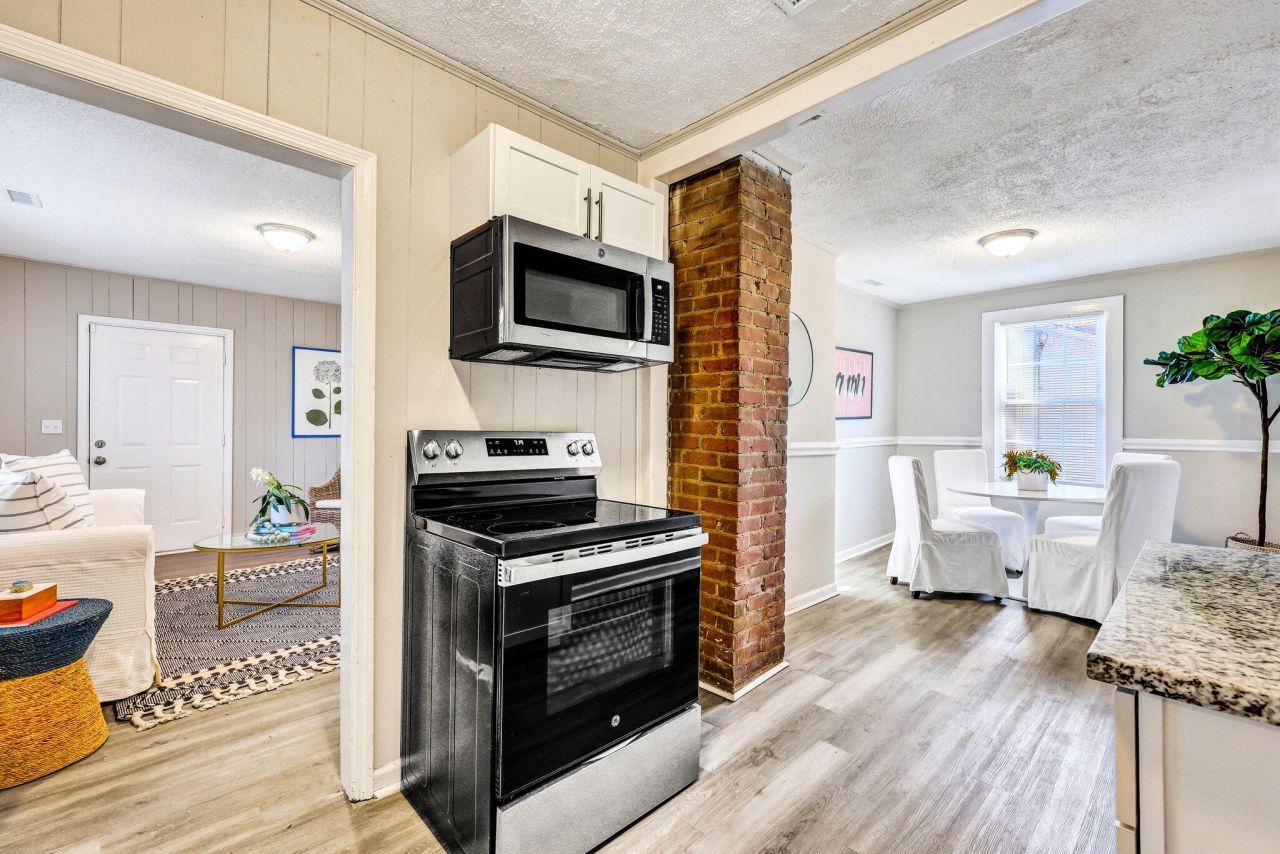 2674 Houston Street Photo 12