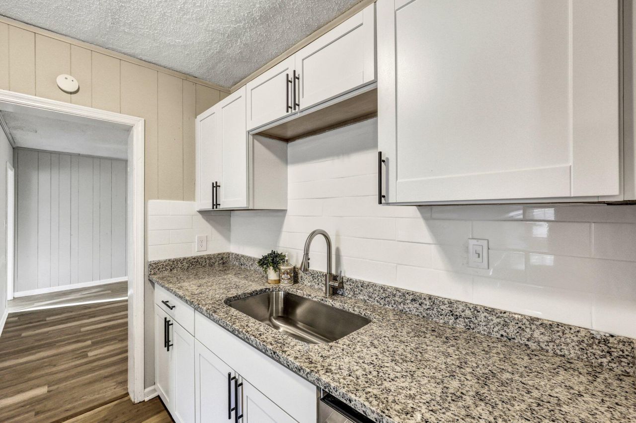 2674 Houston Street Photo 14