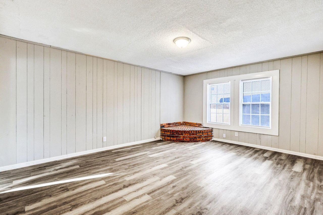 2674 Houston Street Photo 17