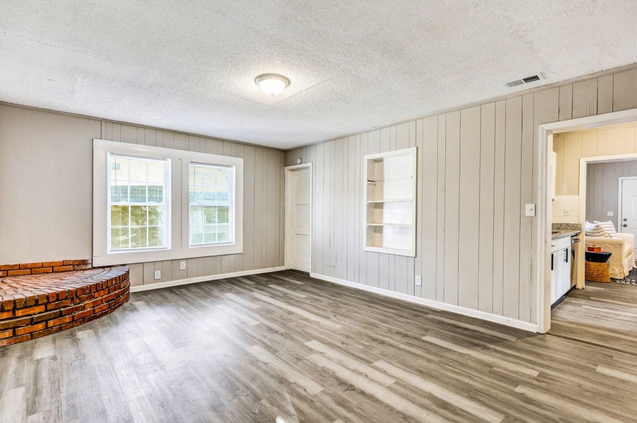 2674 Houston Street Photo 18