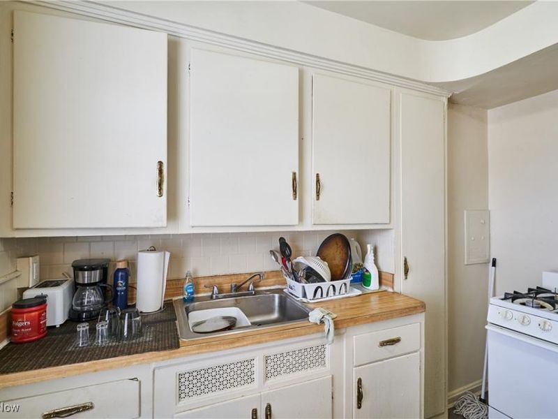 1581-1589 Coventry Road, East Cleveland, OH 44118 Photo 12