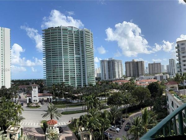 20000 E Country Club Dr, Unit 803, Aventura, FL 33180