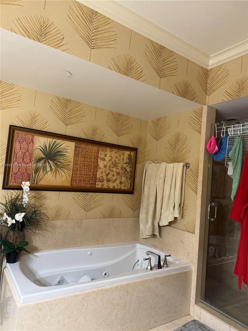 20000 E Country Club Dr, Unit 803, Aventura, FL 33180 Photo