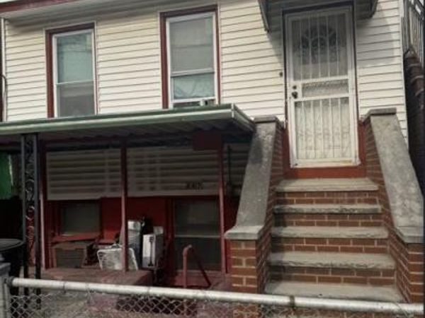 487 Midwood St, Brooklyn, NY 11225