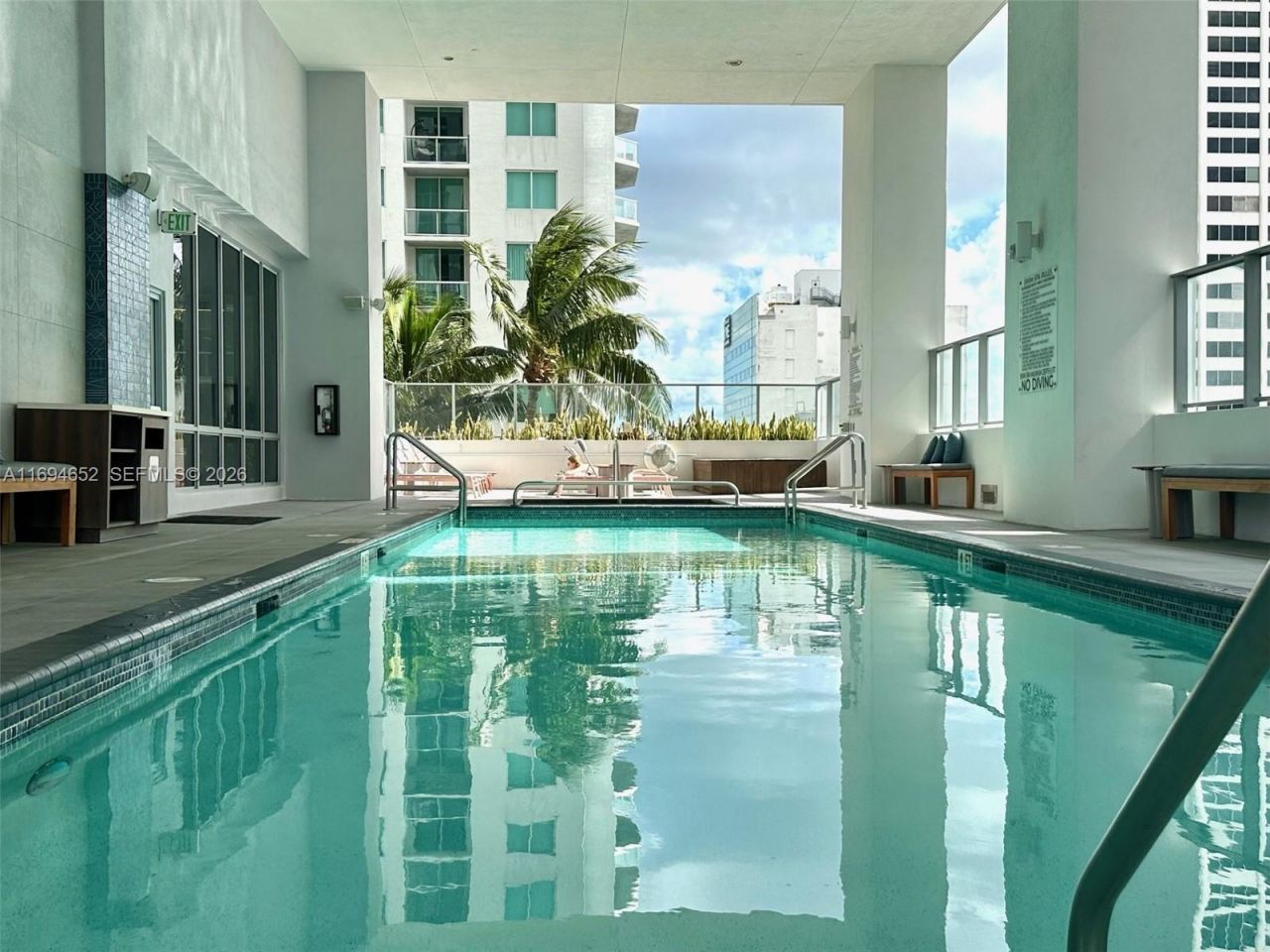 227 NE 2nd St, Unit 1705, Miami, FL 33132 Photo