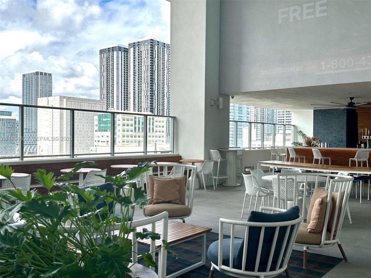 227 NE 2nd St, Unit 1705, Miami, FL 33132 Photo