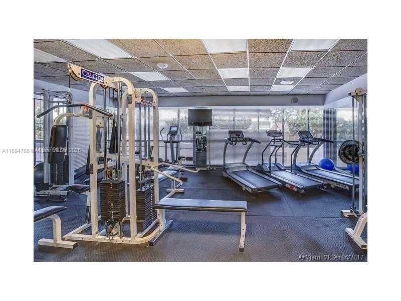 2555 Collins Ave, Unit 308, Miami Beach, FL 33140 Photo