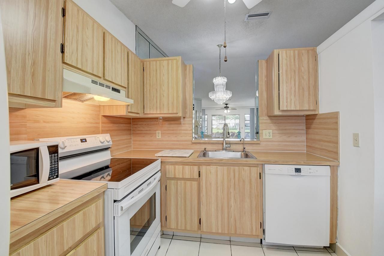 18756 Schooner Drive, Unit B, Boca Raton, FL 33496 Photo