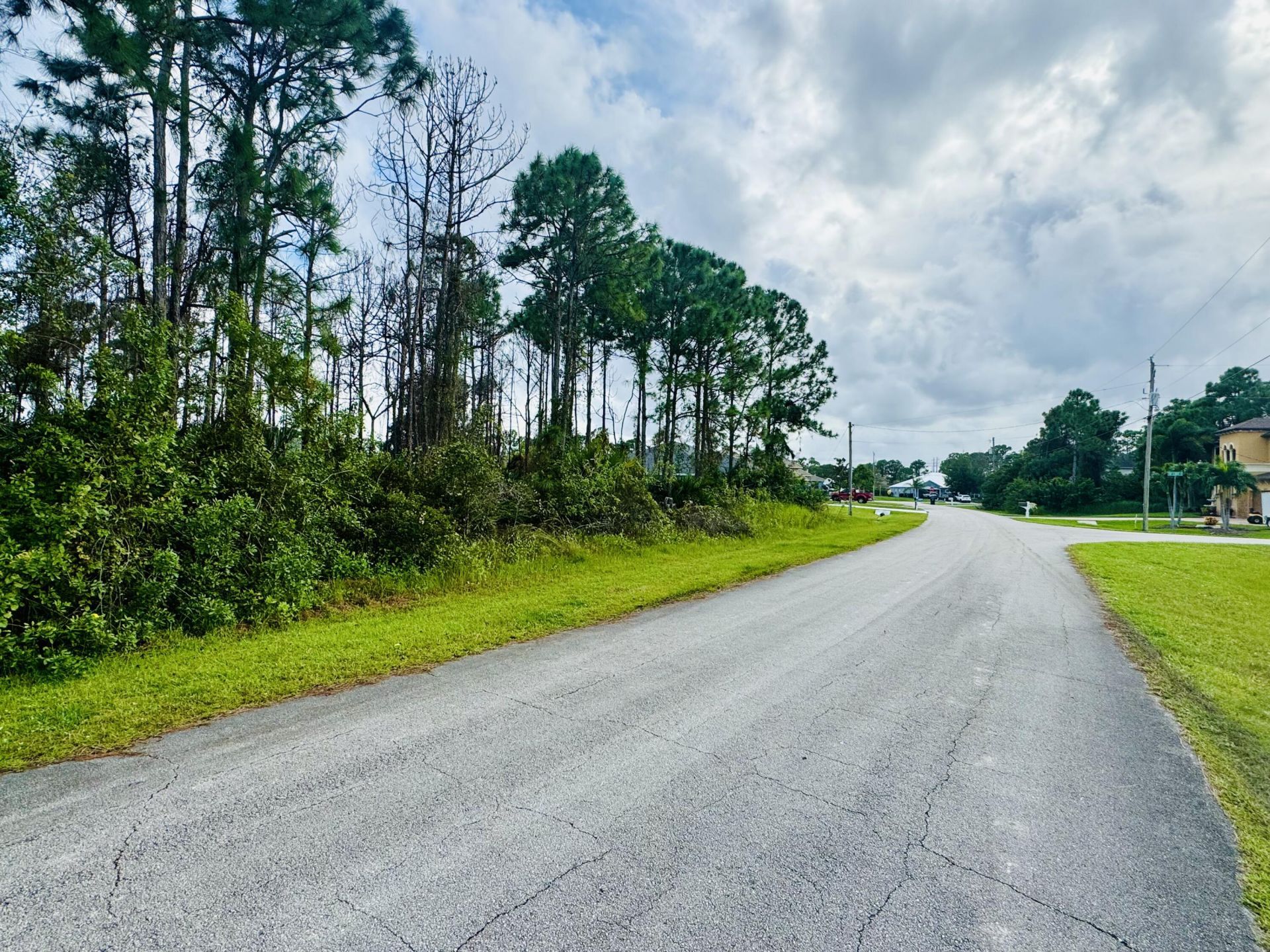 5814 NW Gillespie Avenue, Port Saint Lucie, FL 34986 Photo