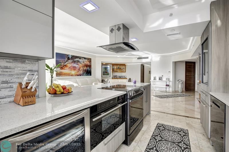 21205 Yacht Club Drive, Unit 3105, Aventura, FL 33180 Photo