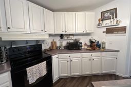 175 Schoolhouse Road photo 4