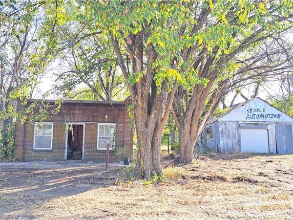 207 E 4th N/A, Longton, KS 67352