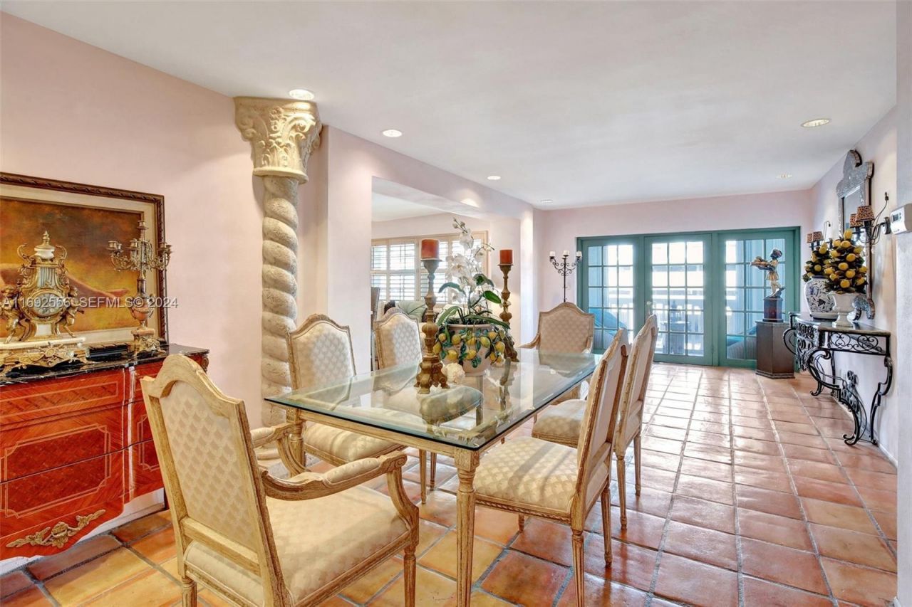 450 Paradise Isle Blvd, Unit 307 & 308, Hallandale Beach, FL 33009 Photo