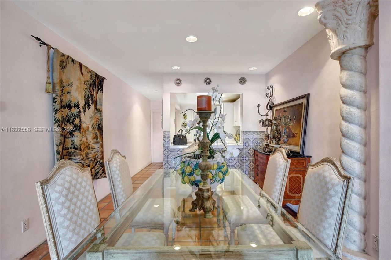 450 Paradise Isle Blvd, Unit 307 & 308, Hallandale Beach, FL 33009 Photo