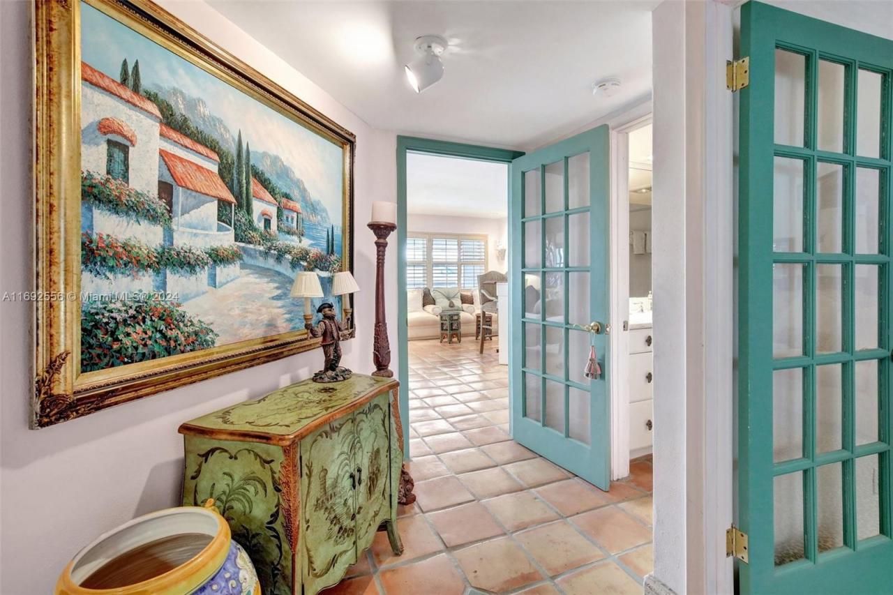 450 Paradise Isle Blvd, Unit 307 & 308, Hallandale Beach, FL 33009 Photo