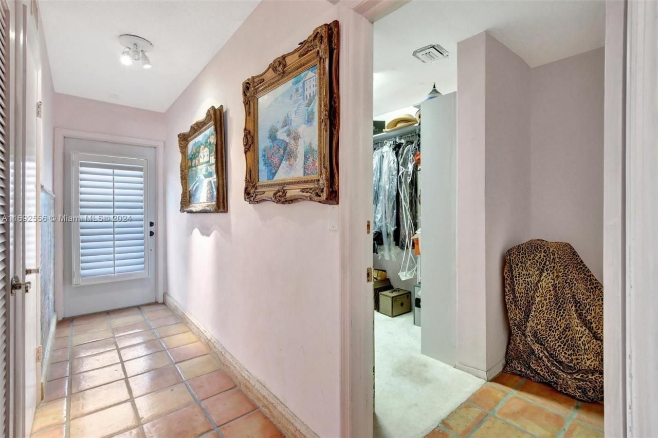 450 Paradise Isle Blvd, Unit 307 & 308, Hallandale Beach, FL 33009 Photo