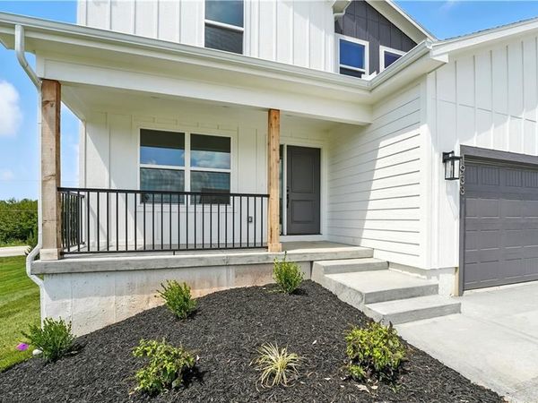 1933 SW Merryman Drive, Lee's Summit, MO 64082