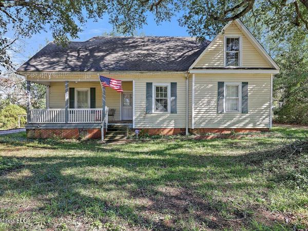 906 N Bennett Street, Crystal Springs, MS 39059