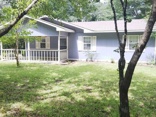 Booneville, MS 38829