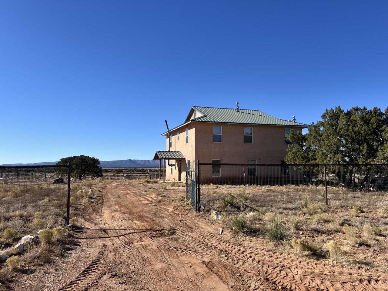 108 Chupadero Road, Mountainair, NM 87036 Main Photo