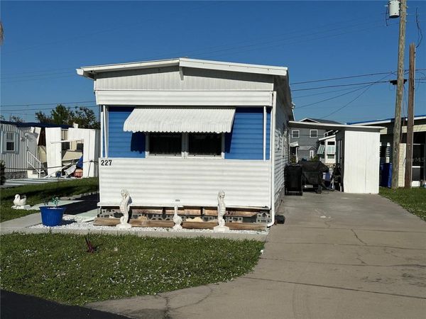 227 INNER DRIVE E, VENICE, FL 34285