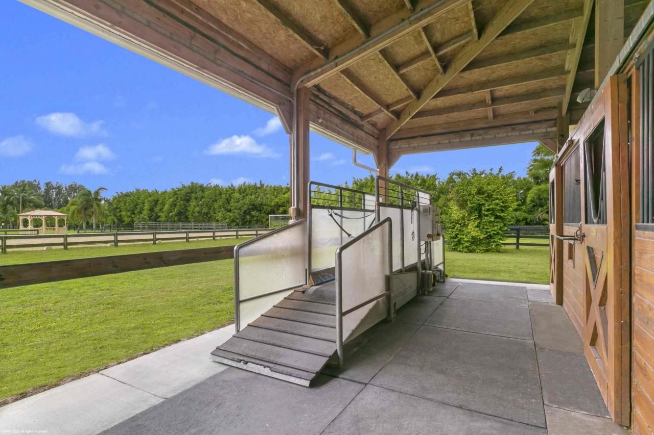 16559 Rustic Road, Wellington, FL 33470 Photo