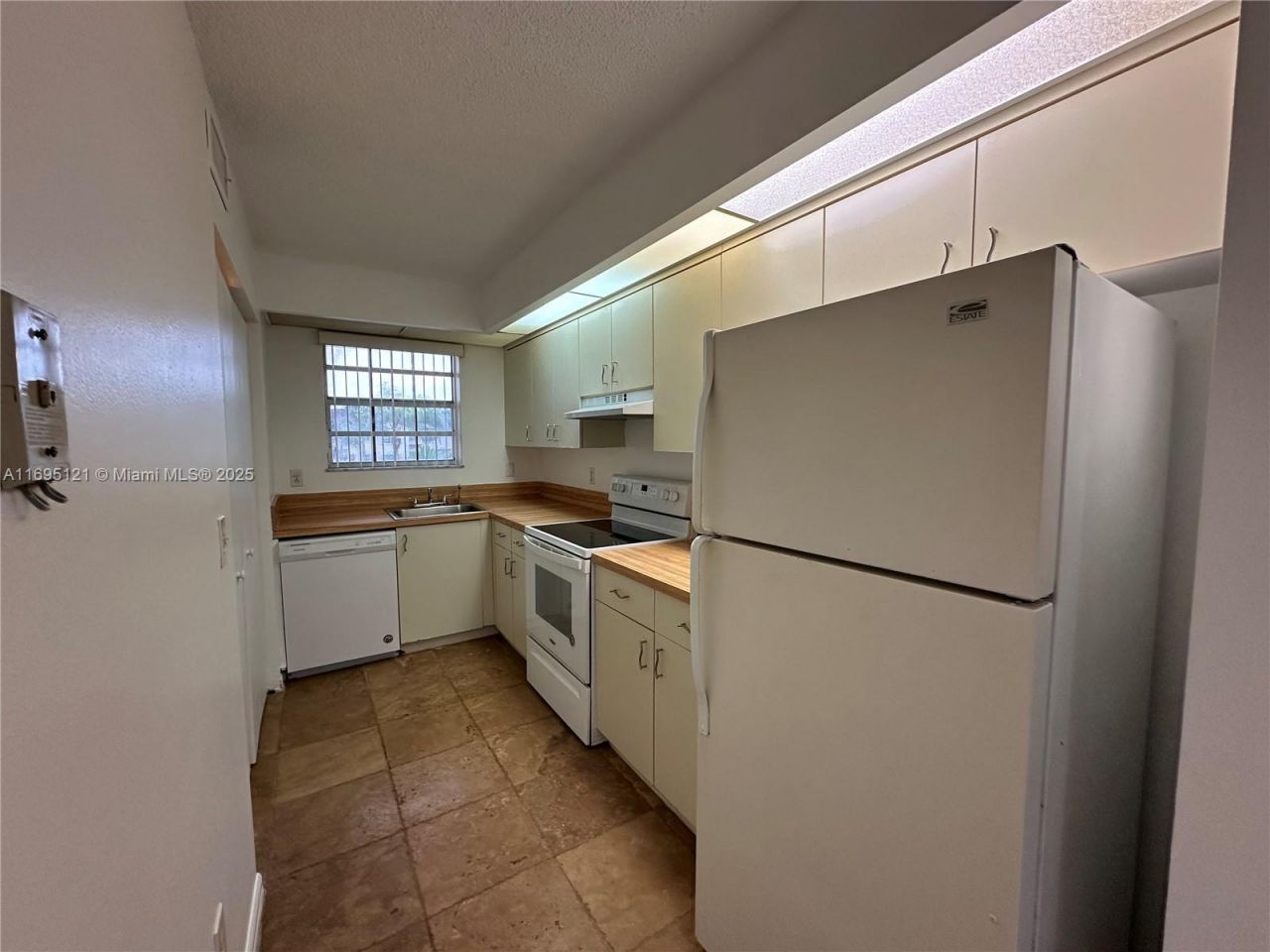 2506 SE 19th Pl, Unit 203-A, Homestead, FL 33035 Photo