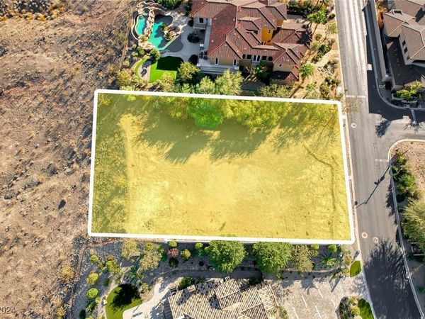 14 Pyrenees Court, Henderson, NV 89011