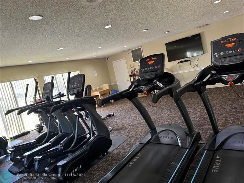 8050 W Mcnab Road, Unit 210, Tamarac, FL 33321 Photo