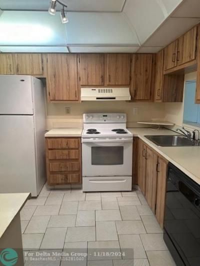 8050 W Mcnab Road, Unit 210, Tamarac, FL 33321 Photo