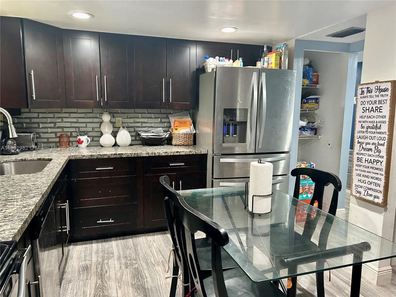 740 NE 199th St, Unit 206G, Miami, FL 33179 Photo