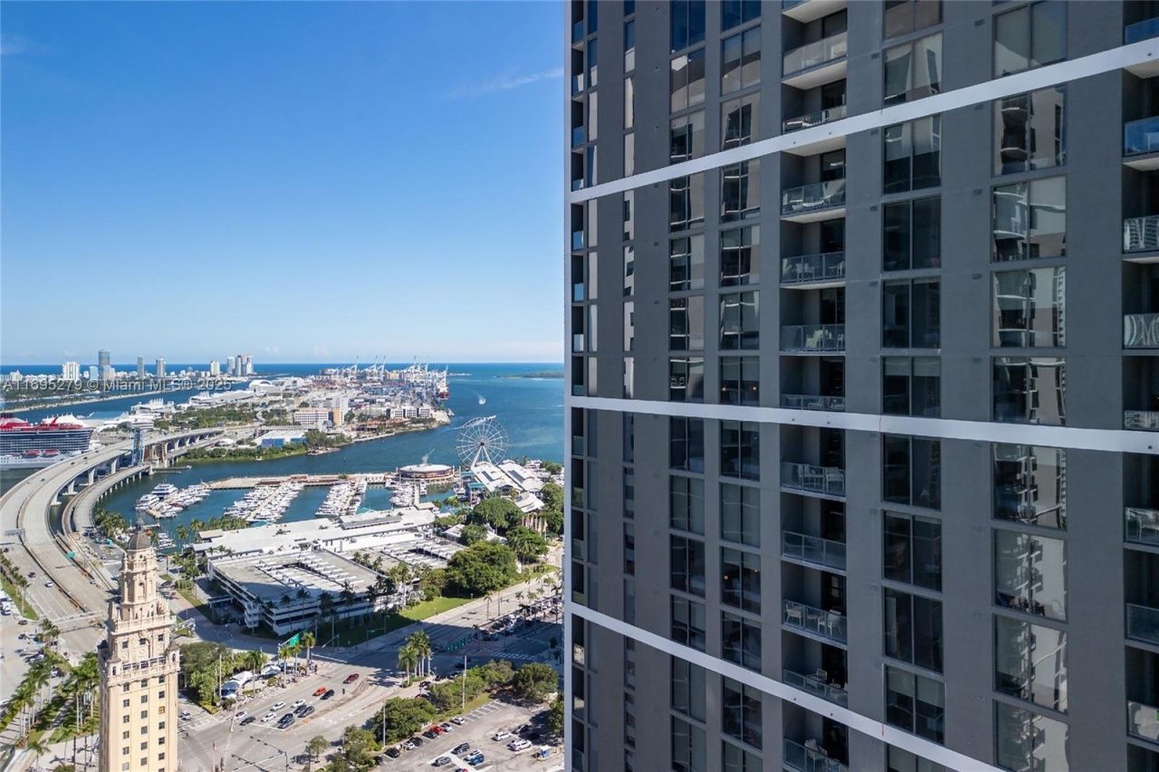 159 NE 6th St, Unit 3209, Miami, FL 33132 Photo