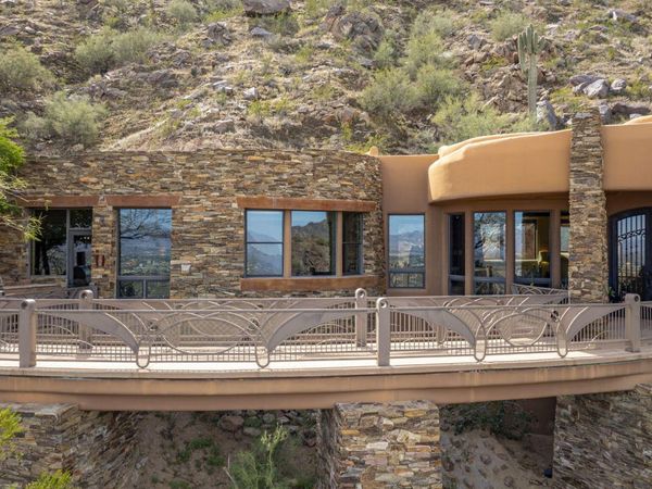 5802 E CHOLLA Lane, Paradise Valley, AZ 85253