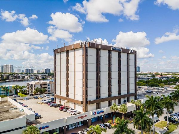 2500 E Hallandale Beach Blvd, Hallandale Beach, FL 33009