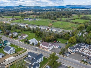 8414 W MAIN STREET, MARSHALL, VA 20115