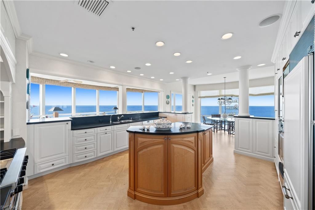 4601 Gulf Shore Blvd N, Unit PH-3, Naples, FL 34103 Photo