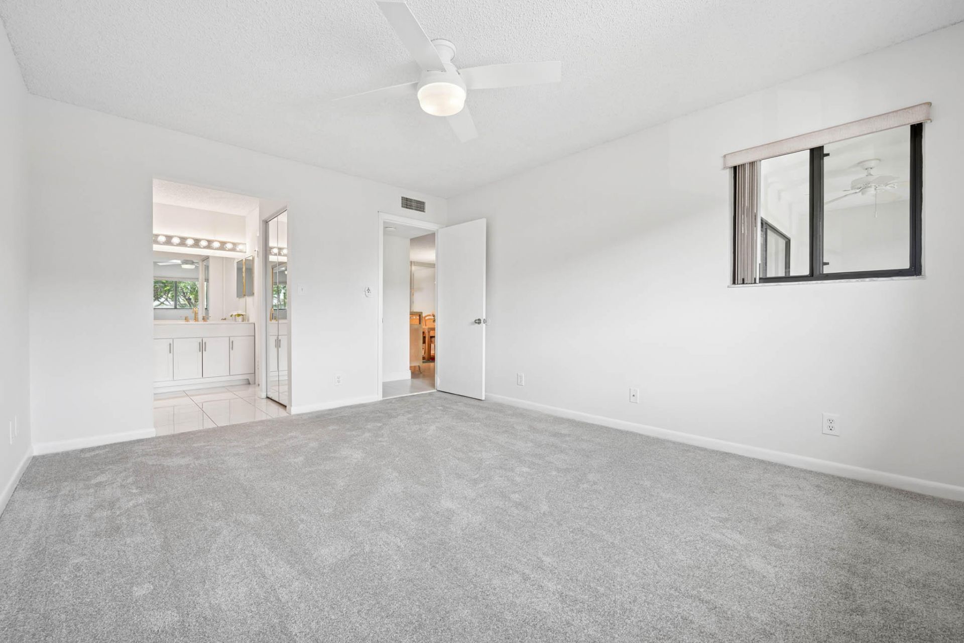 15450 Pembridge Avenue, Unit 192, Delray Beach, FL 33484 Photo