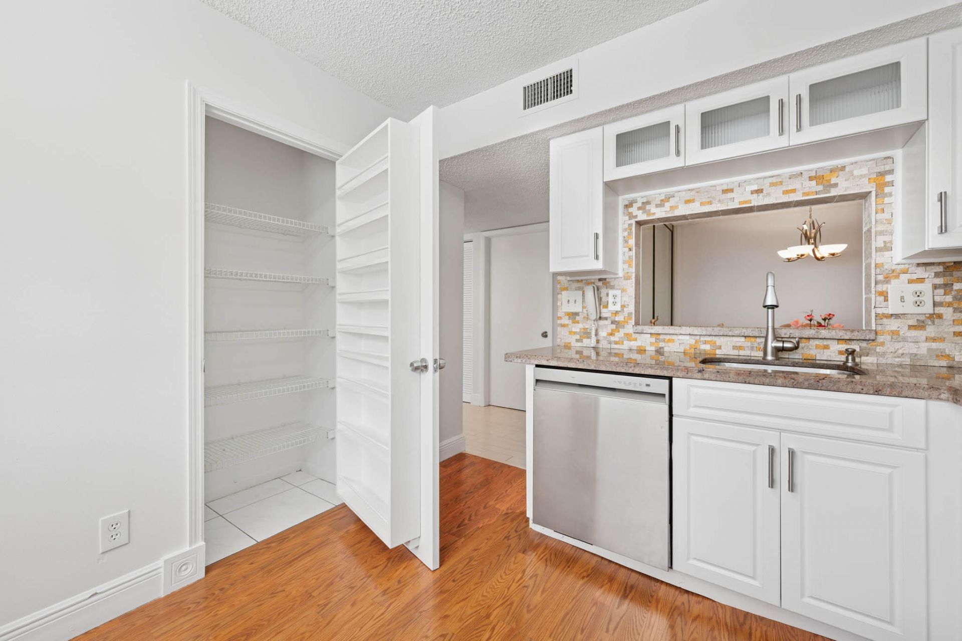 15450 Pembridge Avenue, Unit 192, Delray Beach, FL 33484 Photo