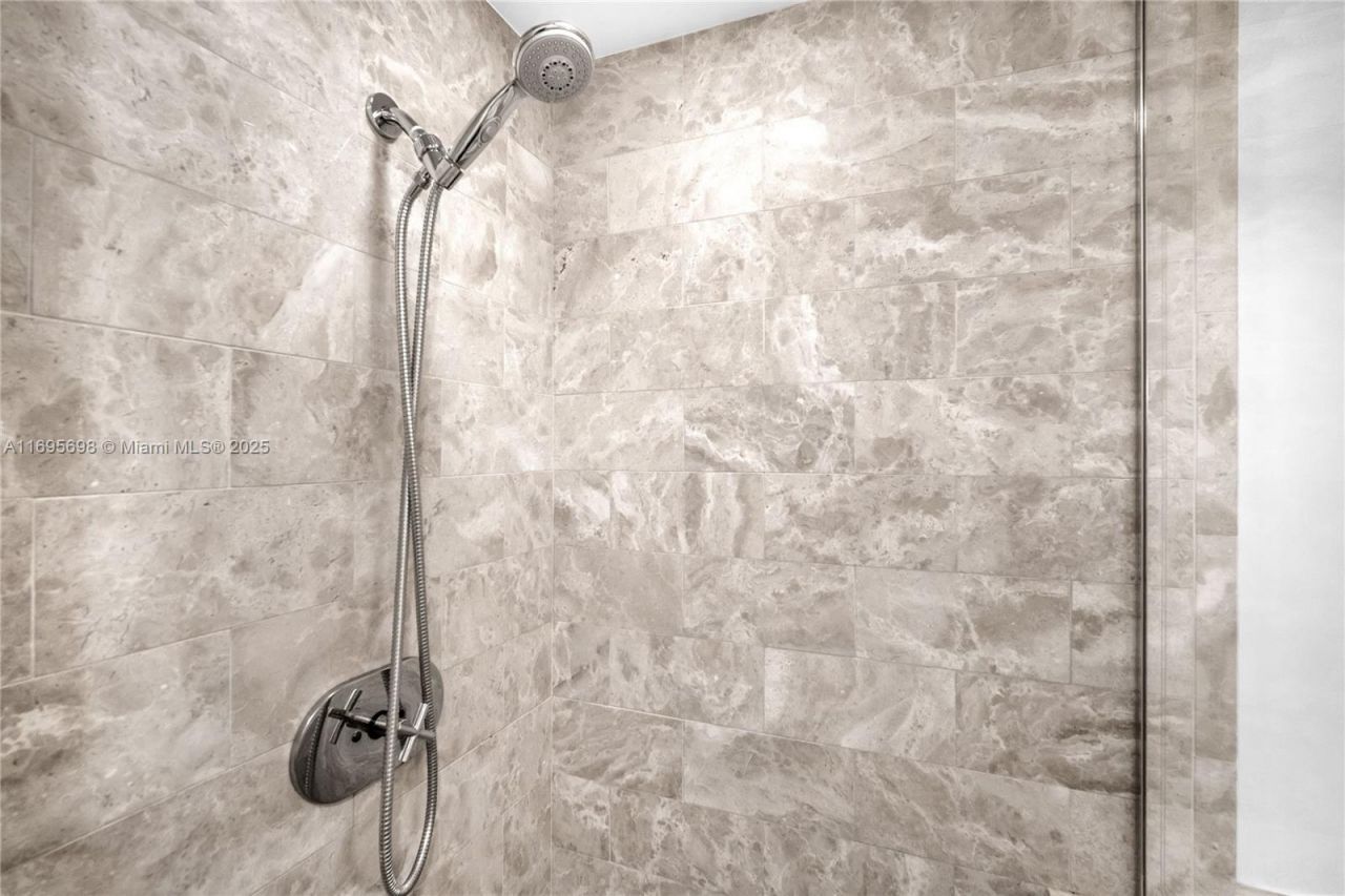 1435 Brickell Ave, Unit 3012, Miami, FL 33131 Photo