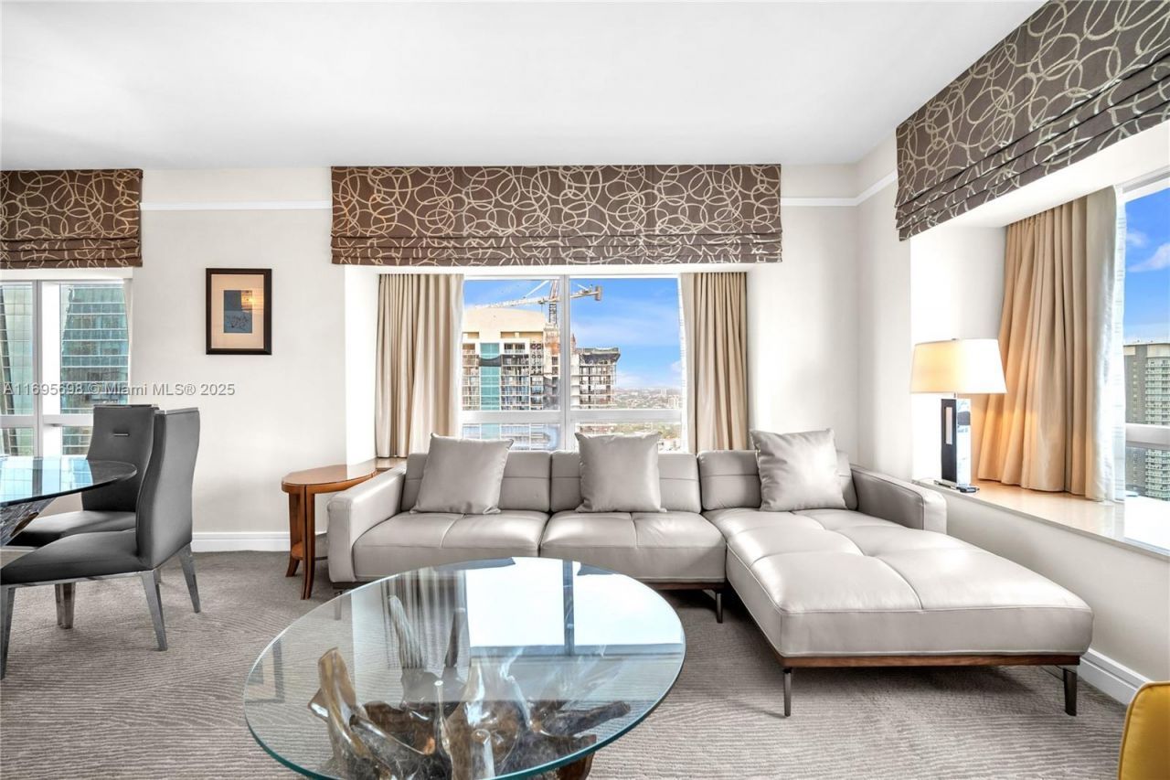 1435 Brickell Ave, Unit 3012, Miami, FL 33131 Photo