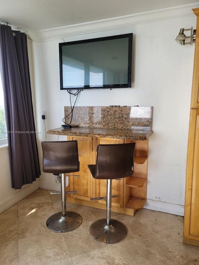 19201 Collins Ave, Unit 1044, Sunny Isles Beach, FL 33160 Photo