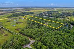 1 River Road photo 4