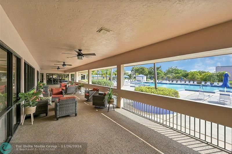 10101 Sunrise Lakes Blvd, Unit 305, Sunrise, FL 33322 Photo