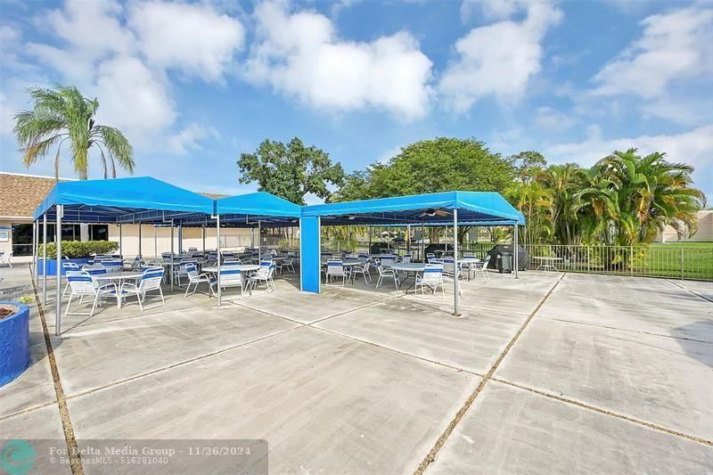 10101 Sunrise Lakes Blvd, Unit 305, Sunrise, FL 33322 Photo